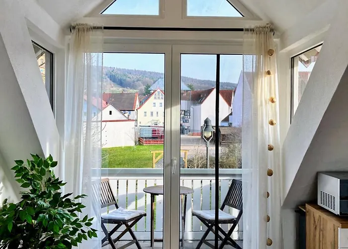 Apartment Ferienwohnung Spessartzeit - ruhig, mit Balkon&Naturblick