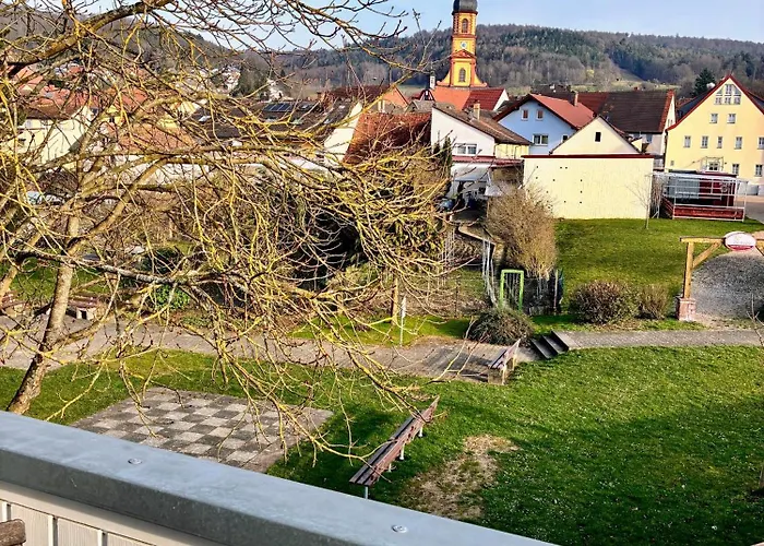 Ferienwohnung Spessartzeit - ruhig, mit Balkon&Naturblick Mönchberg